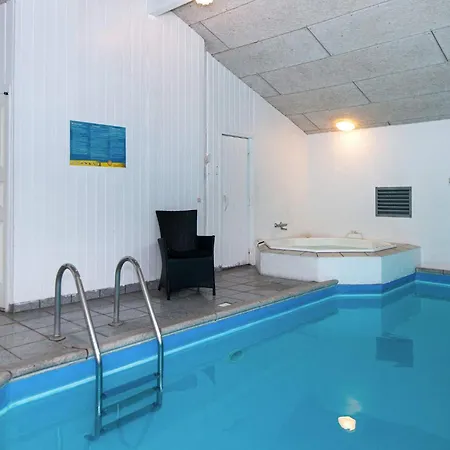 Сasa de vacaciones Luxury Oasis Near Grena Strand-by Traum Glesborg